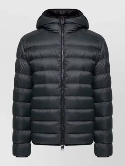 Moncler Alrai Hooded Long Sleeve Quilted Coat In Black