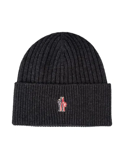 Moncler Anthracite Grey Cashmere Beanie With Logo In Black