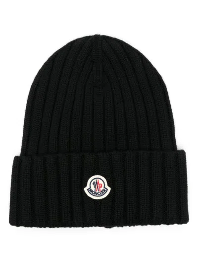Moncler Appliqué Wool Beanie In Black
