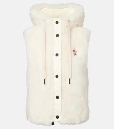 Moncler Arve Down Vest In White