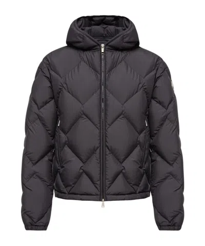 Moncler Arvouinne Hooded Triangle-quilted Short Down Jacket In Blue