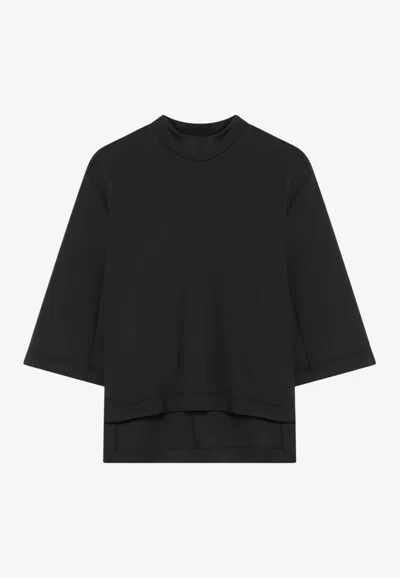 Moncler Asymmetric Hem Short-sleeved T-shirt In Black