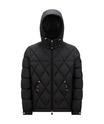 Moncler Averole Hooded Short Down Jacket In Black