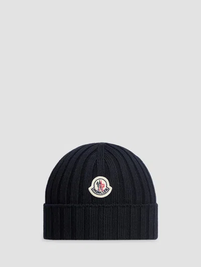 Moncler Baby Girl's Beanie Hat In Wool In Navy Blue