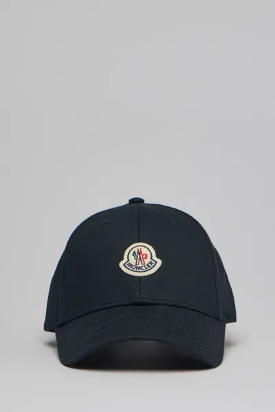 Moncler Baseball Cap In Black