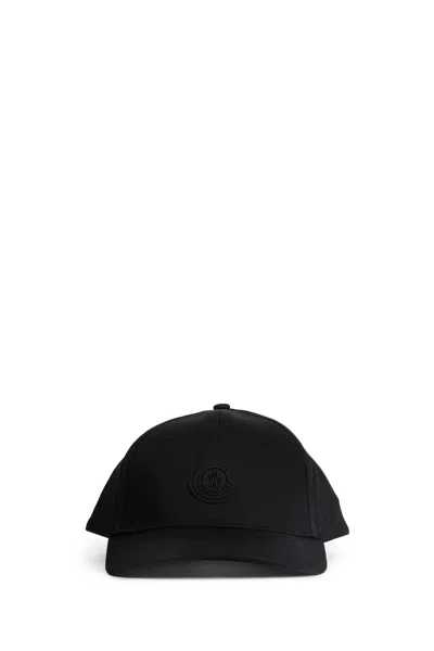 Moncler Baseball Cap In Black