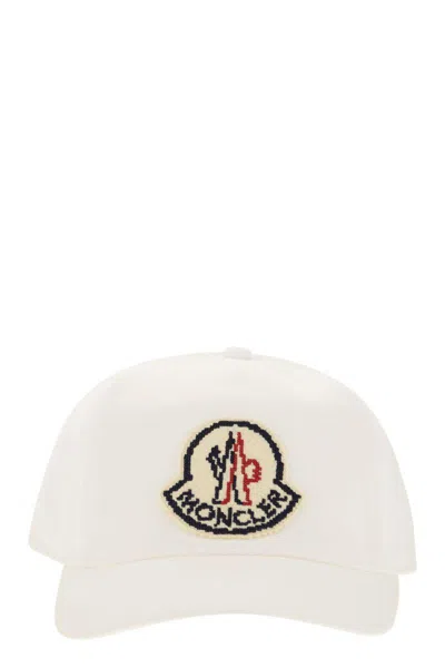 MONCLER MONCLER BASEBALL CAP WITH LOGO