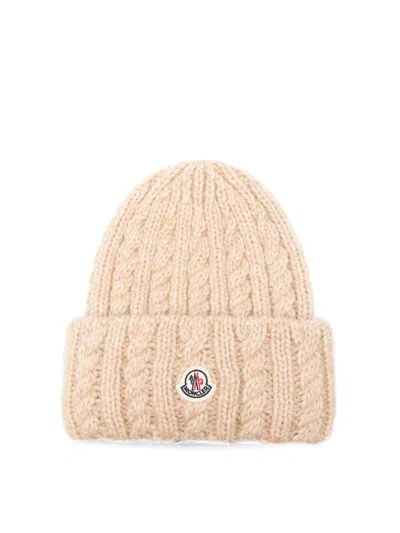 Moncler Beanie In Beige
