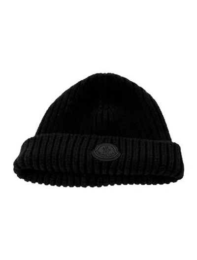 Pre-owned Moncler Beanie In Black