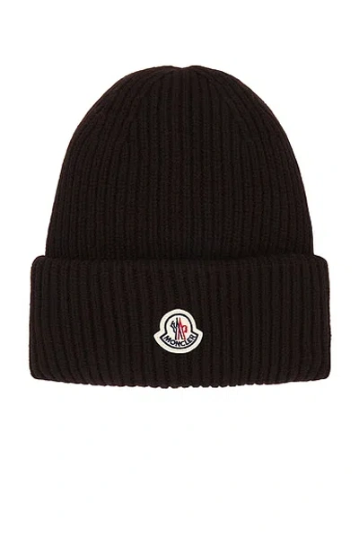 Moncler Beanie In Brown