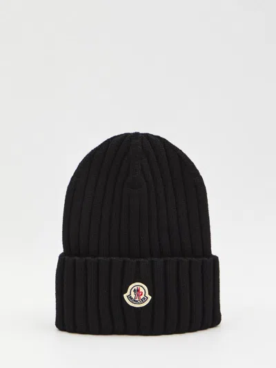 Moncler Beanie In Virgin Wool In Black