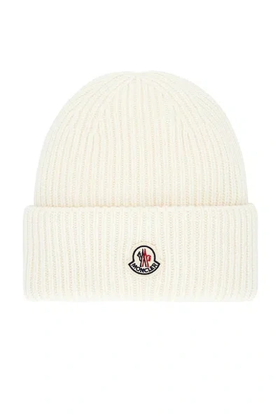 Moncler Beanie In White