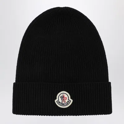 Moncler Beanie With Logo Patch In Black