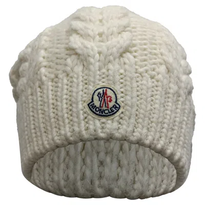 Moncler Beanie With Pom Pom In White Wool In Beige