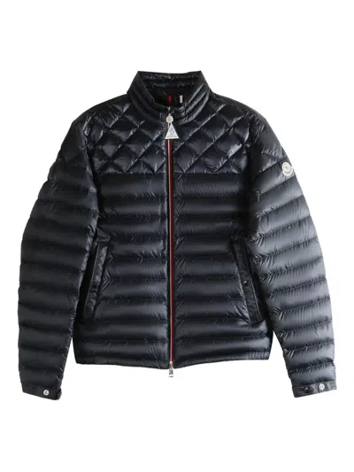Moncler Benamou Jacket In Black