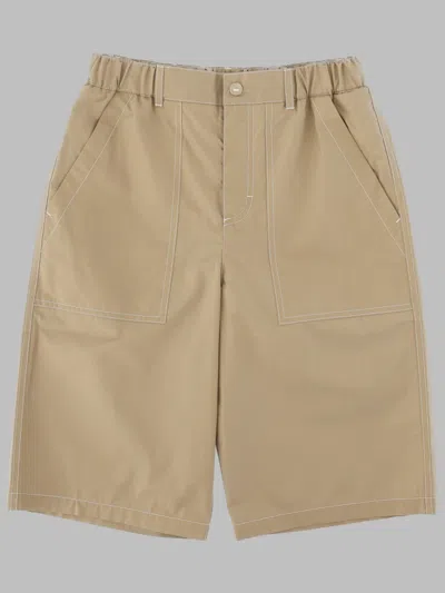 Moncler Bermuda Con Tasconi In Neutral