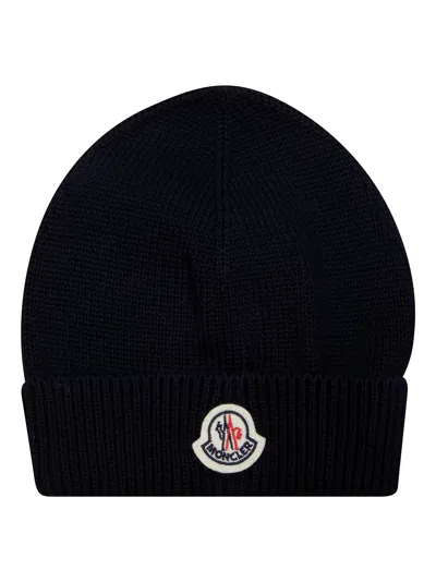 Moncler Berretto Logo In Blue