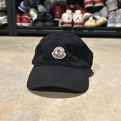 Pre-owned Moncler Berretto Logo Patch Baseball Hat Black