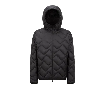 Moncler Doudoune Courte Bimont À Capuche À Matelassage Vagues In Black