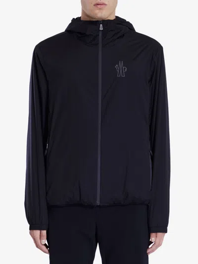 Moncler Bissen Hooded Jacket In Black