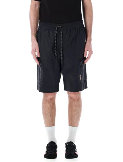 MONCLER BLACK BERMUDA SHORTS FOR MEN WITH ELASTIC WAISTBAND BY MONCLER GRENOBLE
