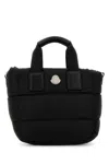 Moncler Borsa A Mano Caradoc Mini In Tessuto Nero Donna In Black