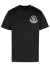 Moncler T-shirt With Logo In Black