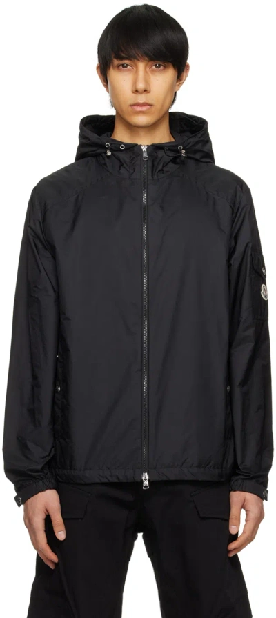 Moncler Traversier Hooded Jacket In Black