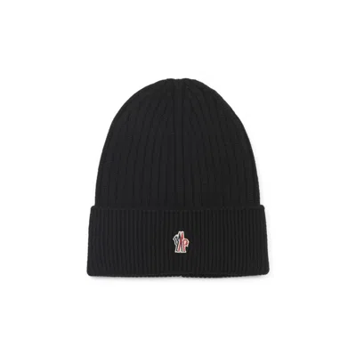 MONCLER BLACK LOGO BEANIE HAT