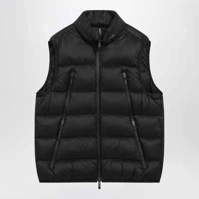 Moncler Padded Coat Side Pockets Stand Collar In Black