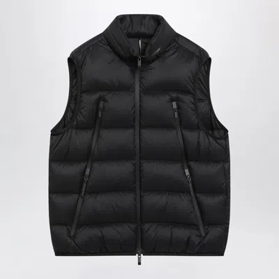 Moncler Padded Coat Side Pockets Stand Collar In Black
