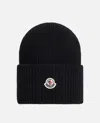 Moncler Black Ribbed Texture Logo Beanie Hat In Black