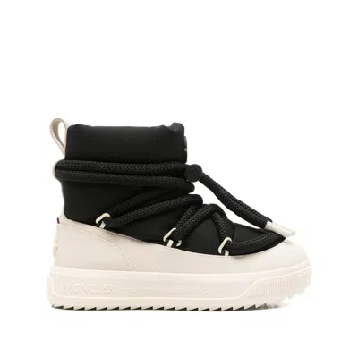 Moncler Black Solid Logo Boots In Multi