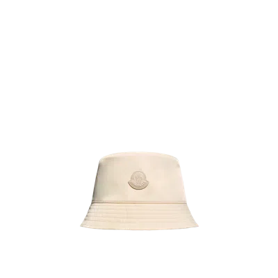Moncler Leather Logo Gabardine Bucket Hat, Women, White, Size: S In Neutral