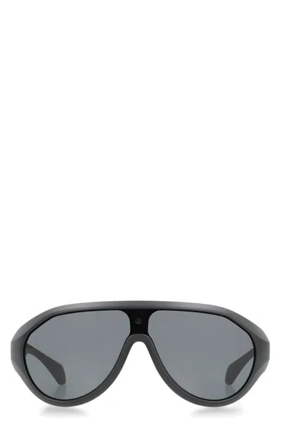 Moncler Bombolle Oval Sunglasses In Gray