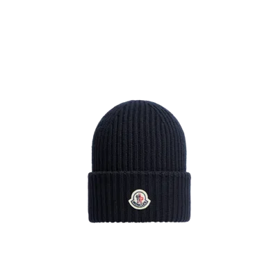 Moncler Bonnet En Laine Et Cachemire In Black