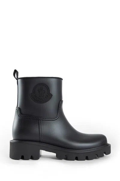 Moncler Boots In Black