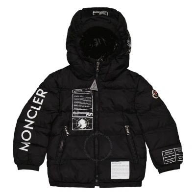 Moncler Boys Larm Printed Puffer Down Jacket In Black