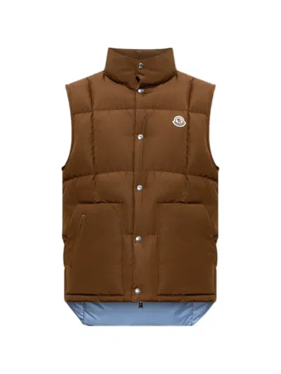 Moncler Brumelune Quilted-design Gilet In Brown