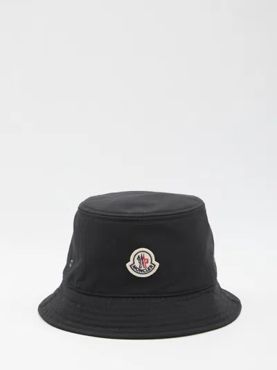 Moncler Bucket Hat In Black
