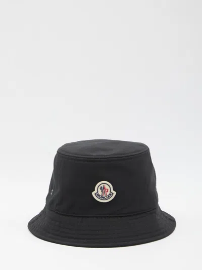 MONCLER BUCKET HAT