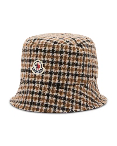 Moncler Bucket Hat In Green