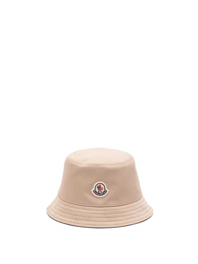 Moncler Reversible Bucket Hat With Logo-patch In Neutral