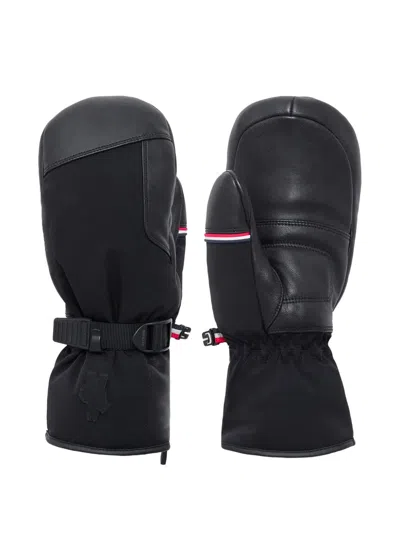 Moncler Buckle Strap Gloves In Black