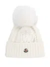 Moncler Bonnet En Cachemire Et Laine Avec Pompon In White