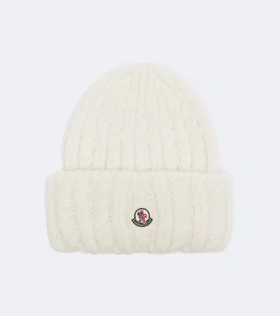 Moncler Cable-knit Alpaca And Wool-blend Beanie In White