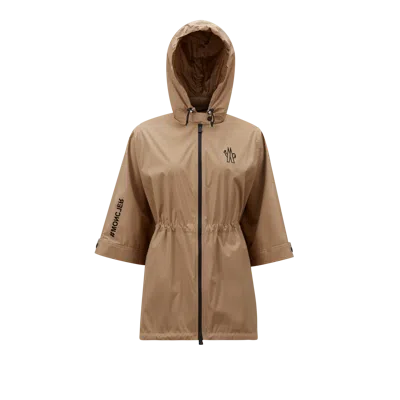 Moncler Cape Vorassay In Beige