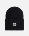 Moncler Black Ribbed Texture Logo Beanie Hat In Black