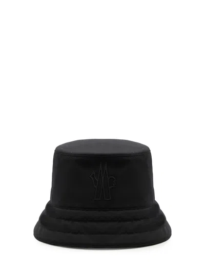 Moncler Bucket Hat In Black