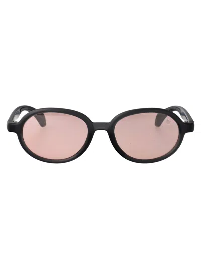 Moncler Caprice Sunglasses In Black